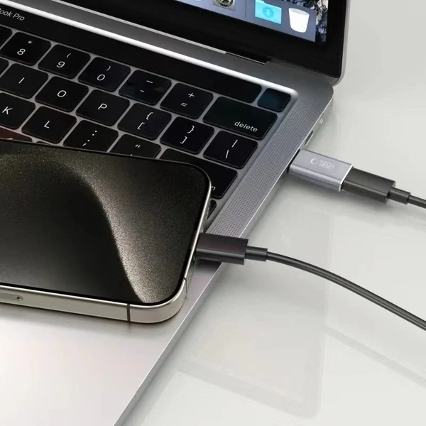 Tech-Protect UltraBoost Adaptér USB-C (samec) / Lightning (samica) – sivý