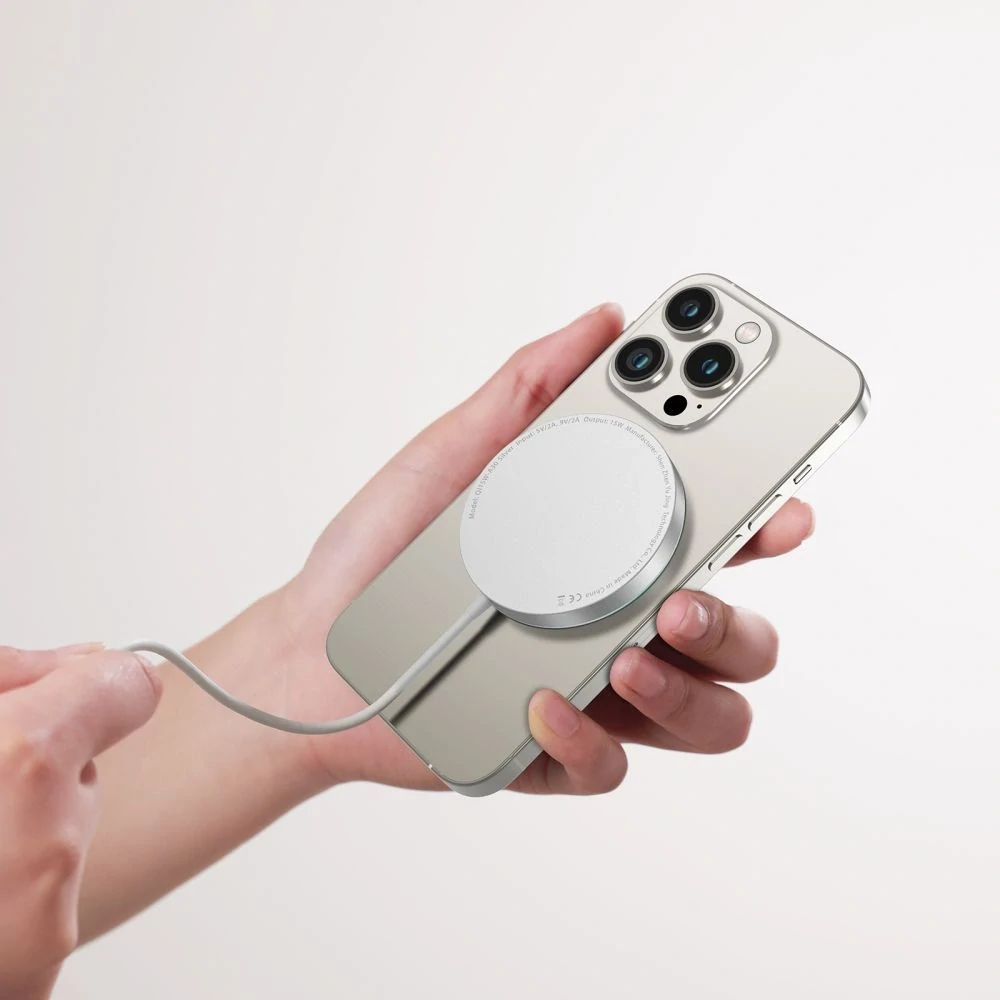 Tech-Protect QI15W-A30 MagSafe Indukčná nabíjačka s USB-C